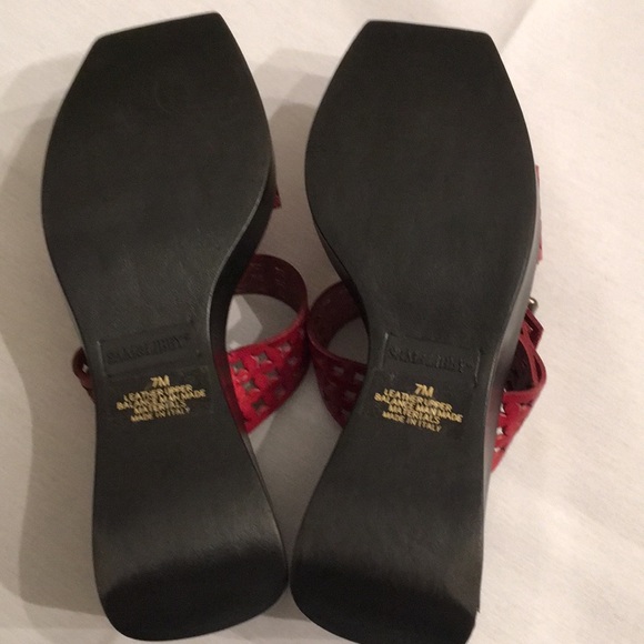 SAM & LIBBY Sandals - Picture 3 of 6